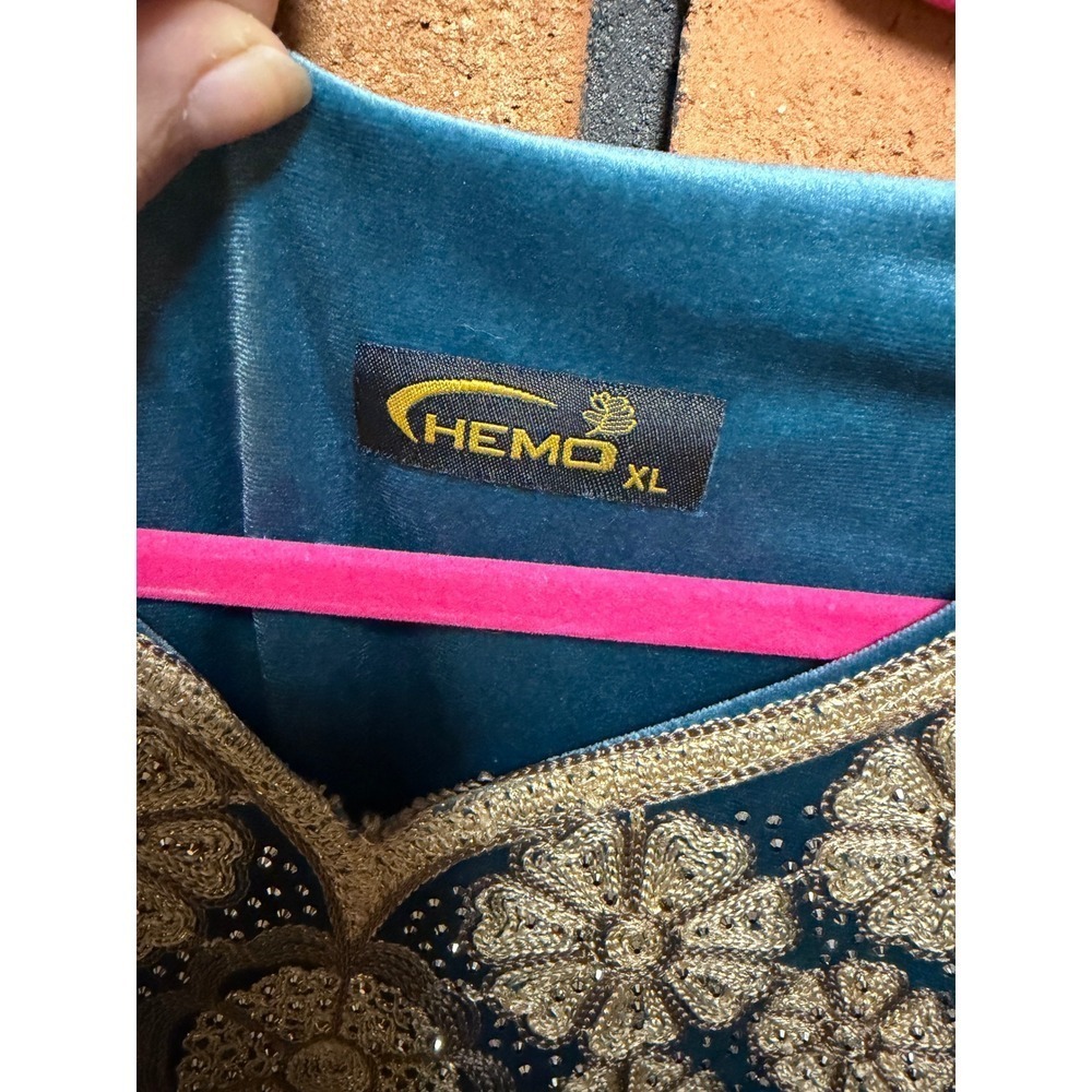 Blue velvet long sleeve embroidered kaftan dress - Picture 3 of 4
